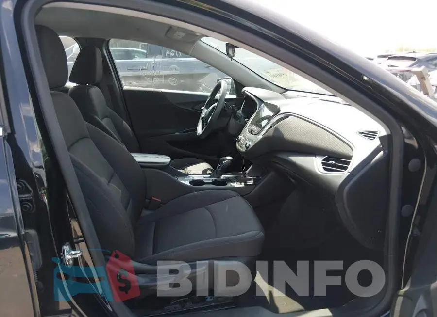 1G1ZD5ST7RF110210 Photo# 5