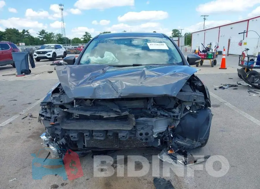 1FADP3F2XHL300524 Photo# 13