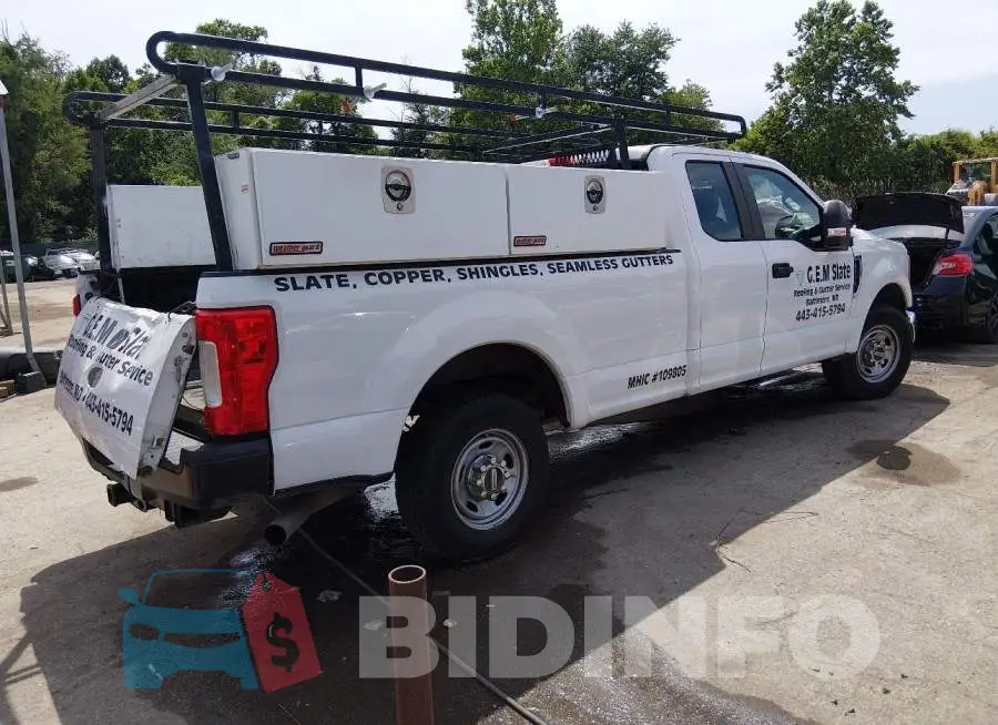1FT7X2A69HEC88446 Photo# 4