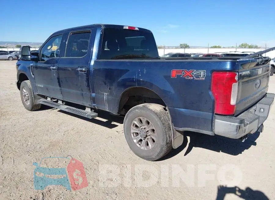 1FT8W3BT2JEB61707 Photo# 3