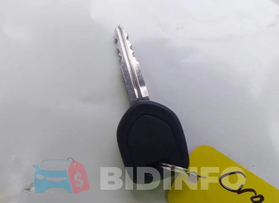 JA4AD2A30LZ045513 Photo# 11