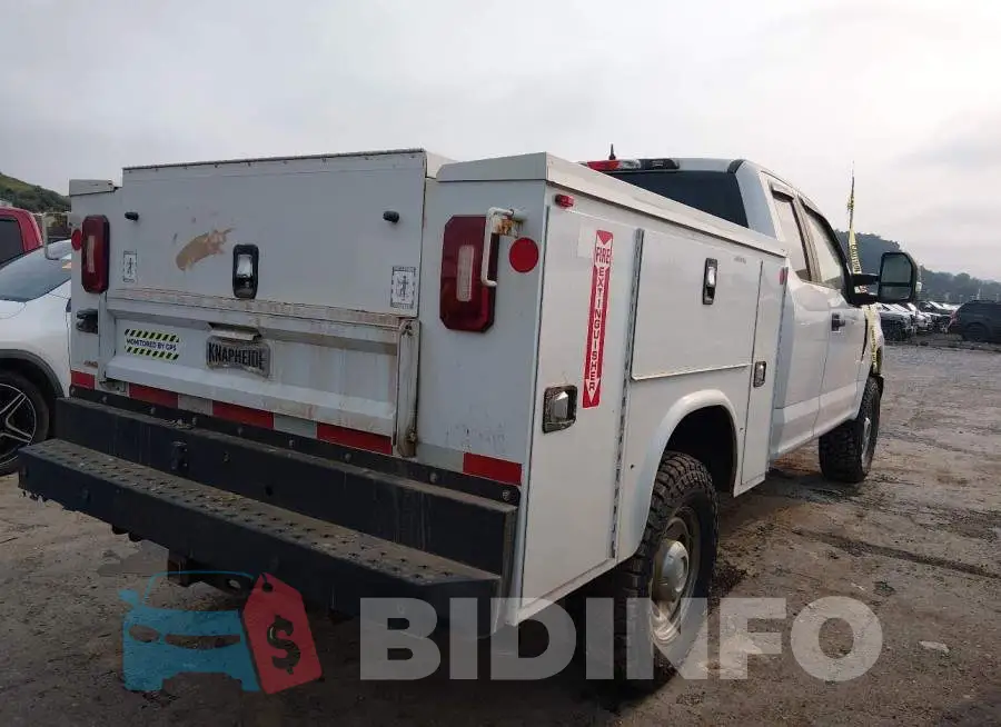 1FT7X2B61JEB98938 Photo# 4