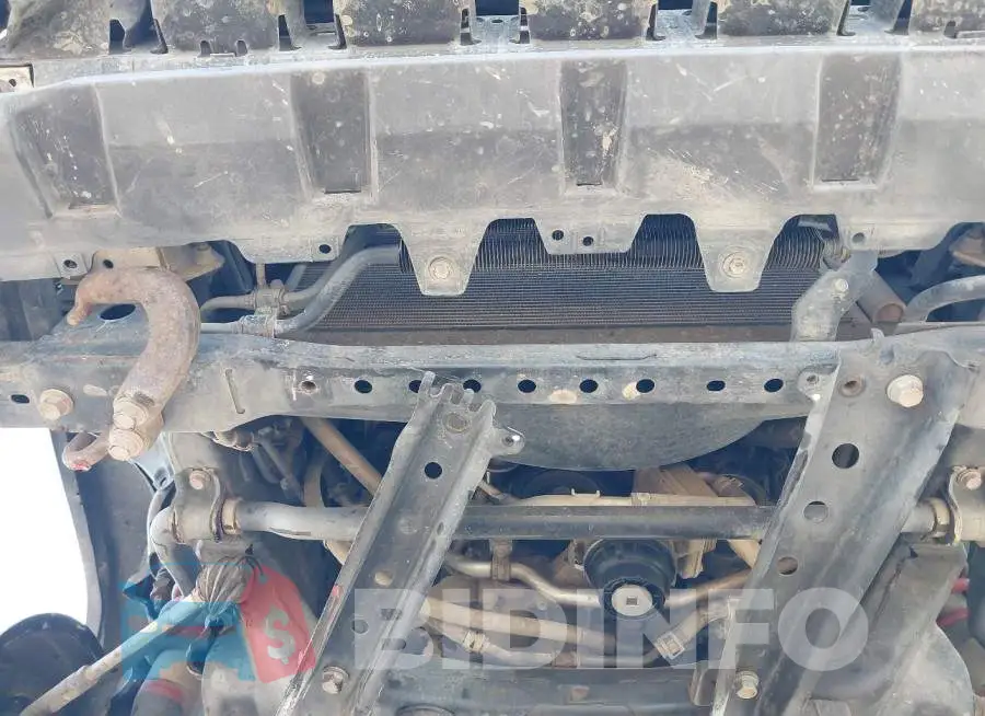3TYCZ5AN4MT018437 Photo# 18
