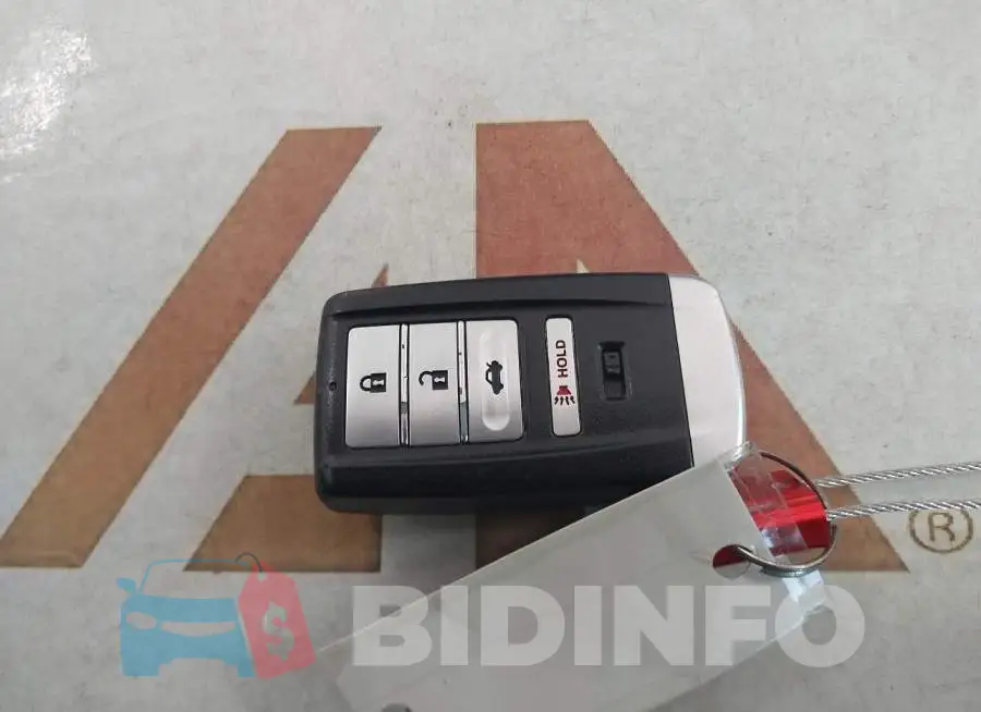 19UUB1F33LA004031 Photo# 11