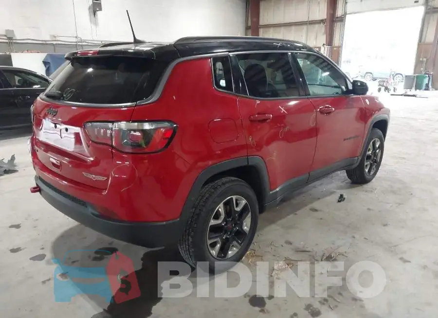 3C4NJDDBXHT641340 Photo# 4