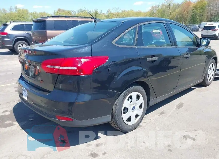 1FADP3E24GL223567 Photo# 4
