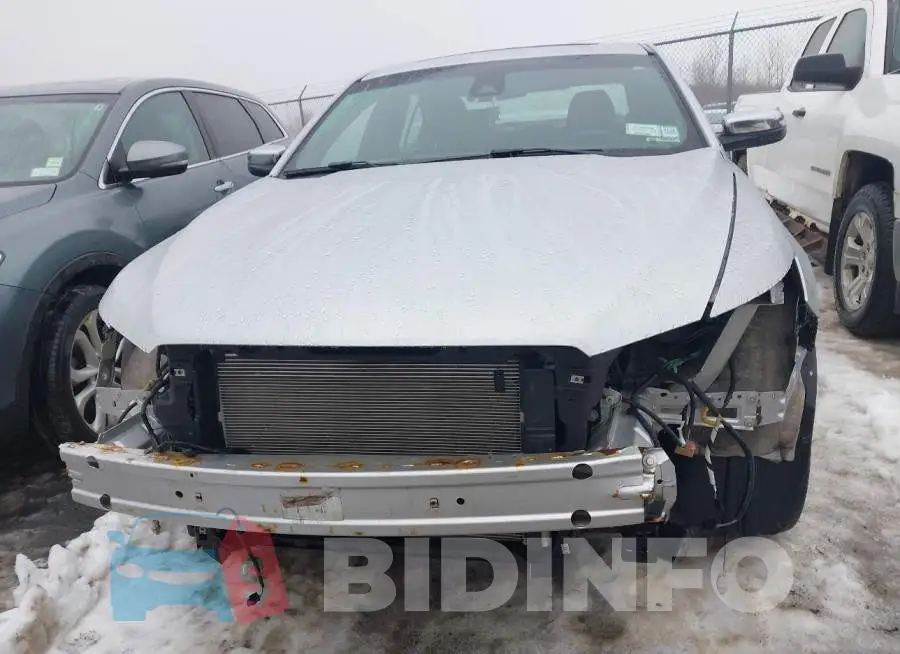 1FAHP2J83KG112371 Photo# 13