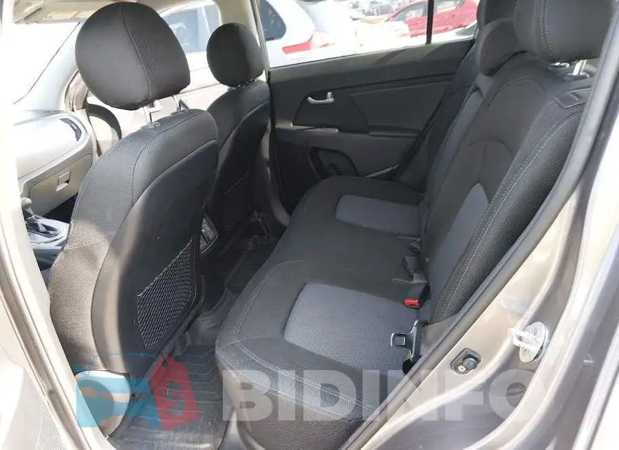 KNDPB3AC2G7872264 Photo# 8