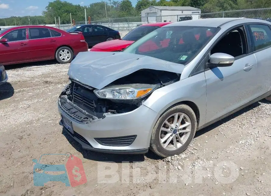 1FADP3F20GL403899 Photo# 6