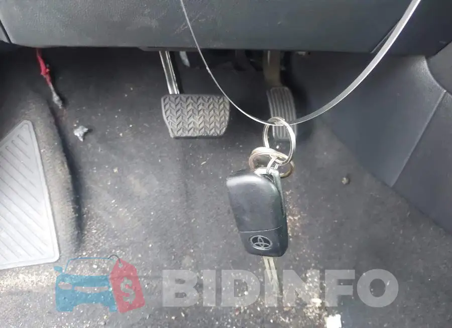 5YFB4MDE4SP242728 Photo# 11