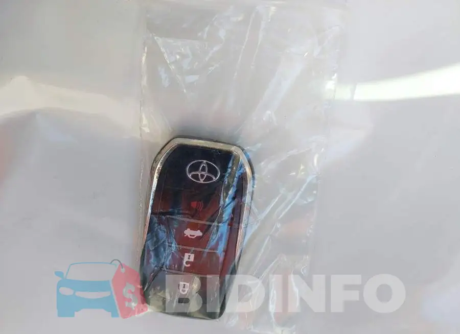 JTDBVRBD6LA008214 Photo# 11