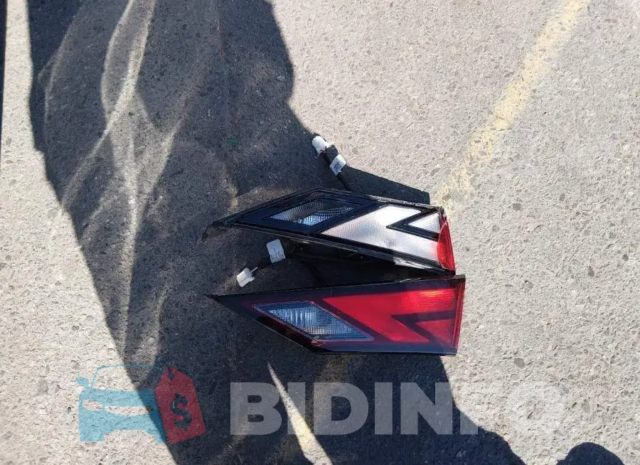 3N1AB8CV2NY243281 Photo# 12