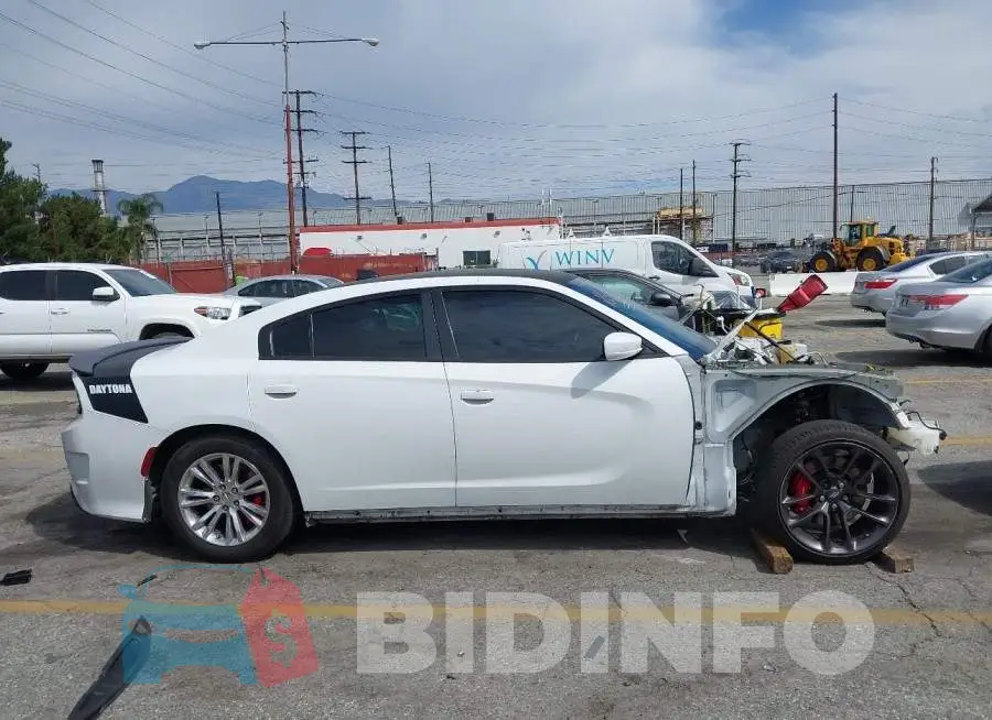 2C3CDXGJ7KH576793 Photo# 12