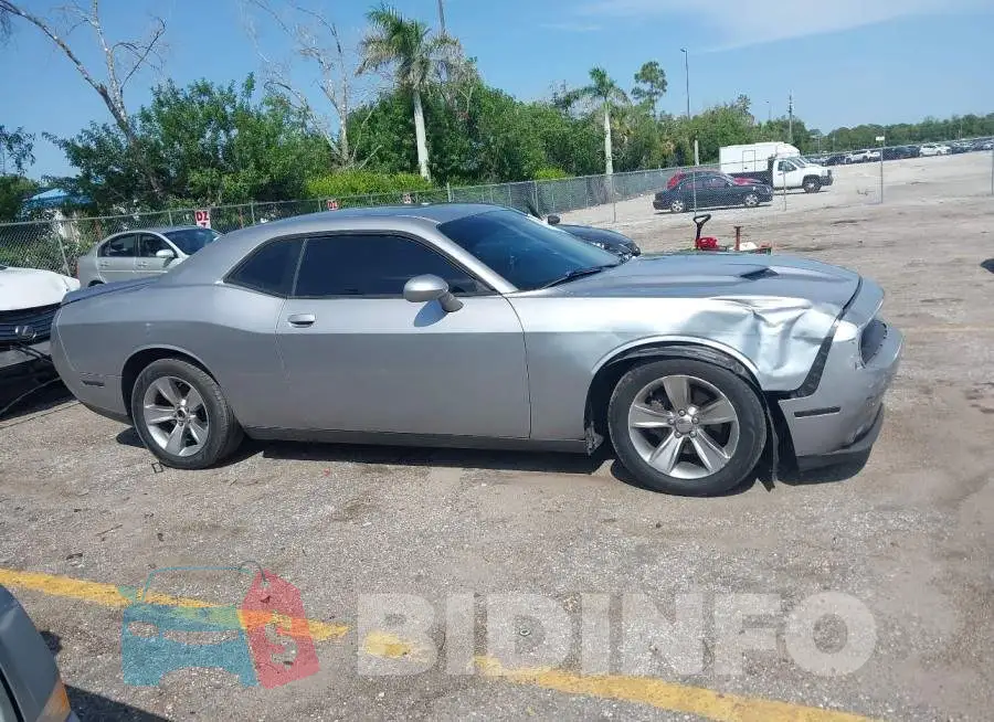 2C3CDZAGXJH242264 Photo# 13