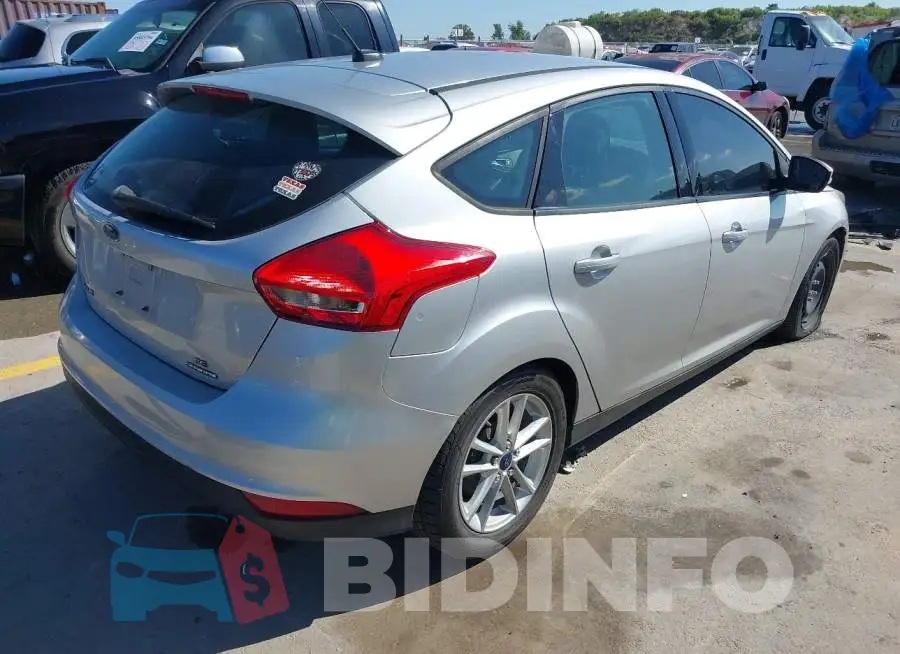 1FADP3K23GL387252 Photo# 4