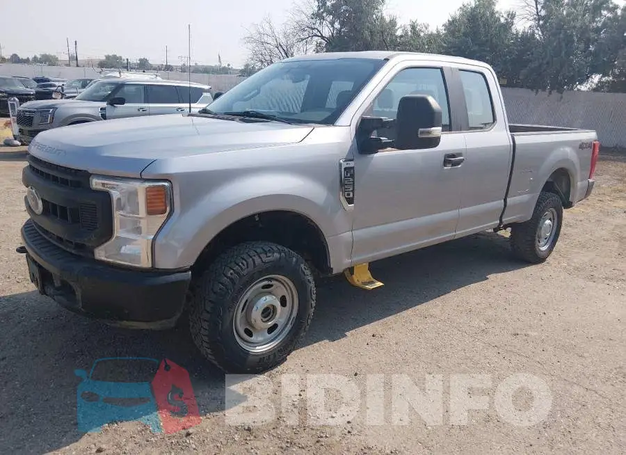 1FT7X2B68NEE94268 Photo# 2