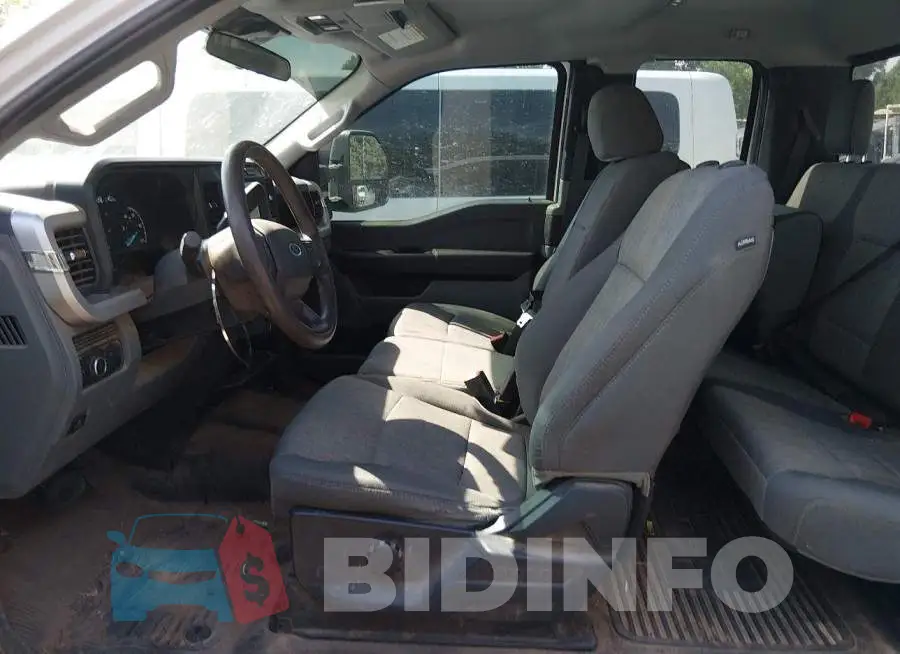1FT8X3DT6PED74923 Photo# 6