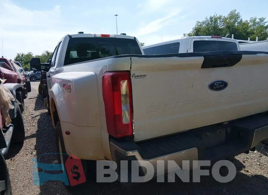 1FT8X3DT6PED74923 Photo# 3
