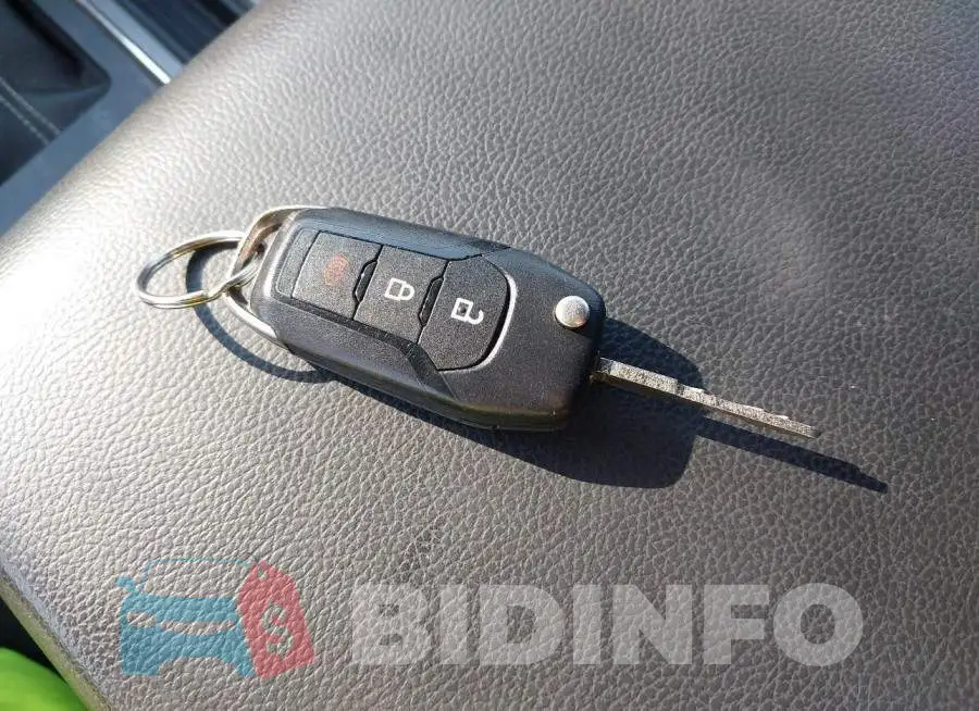 1FTFW1RG9KFA43928 Photo# 11