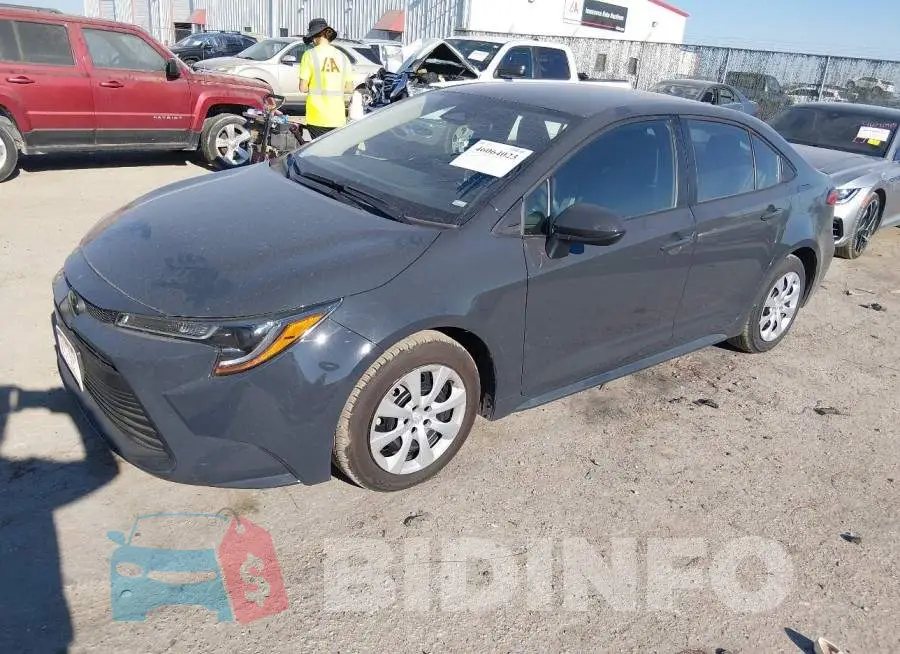 5YFB4MDE1RP128440 Photo# 2