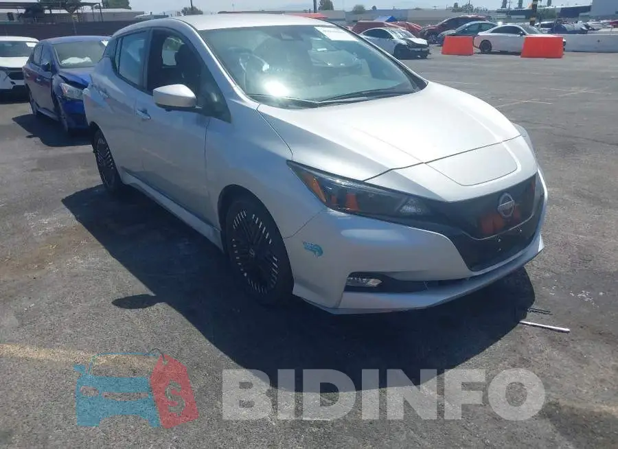 1N4CZ1CV4SC561633 Photo# 1