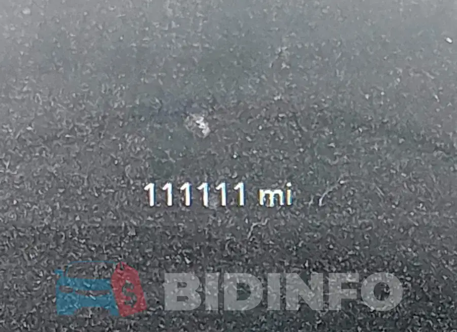 2C3CDZAG2GH185244 Photo# 16