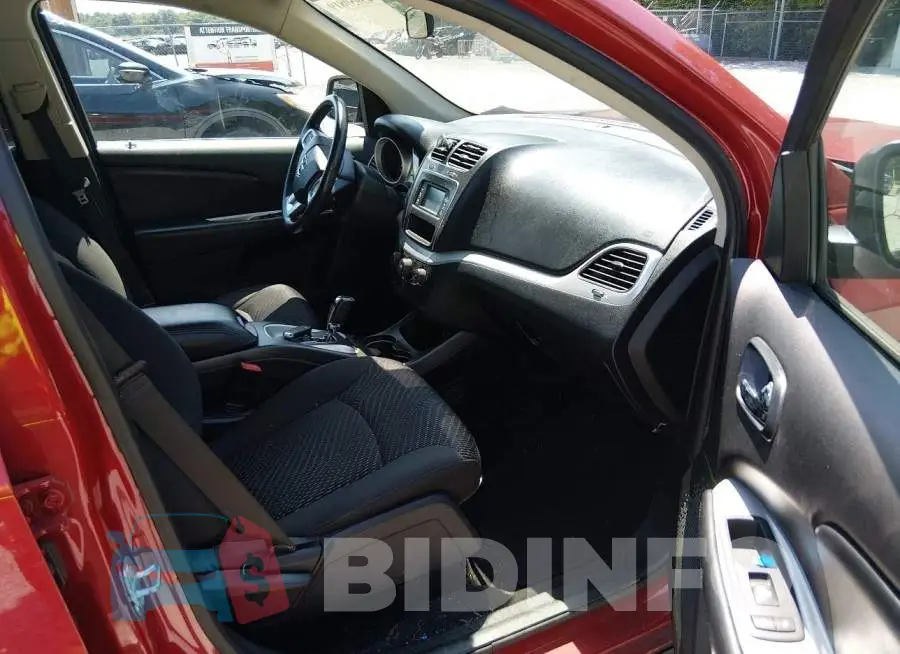 3C4PDCAB1JT170098 Photo# 5