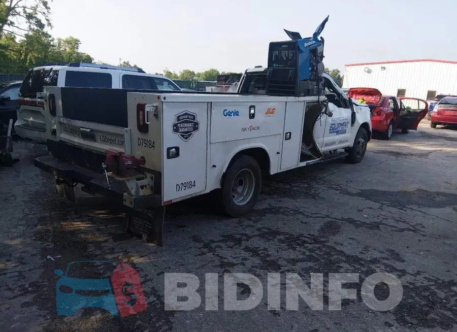 1FDRF3G60NED79184 Photo# 4