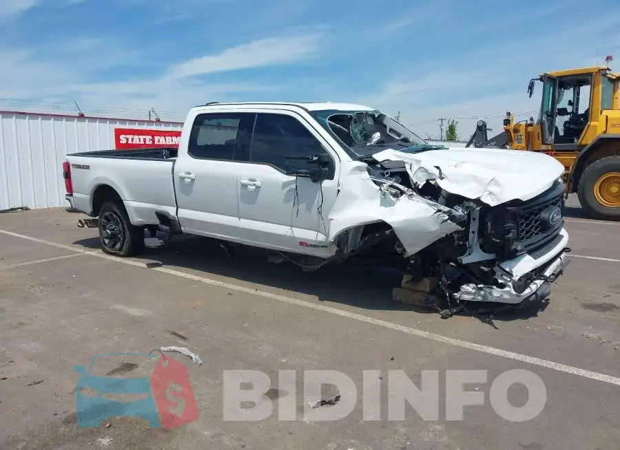 1FT8W3BM2PED84539 Photo# 1