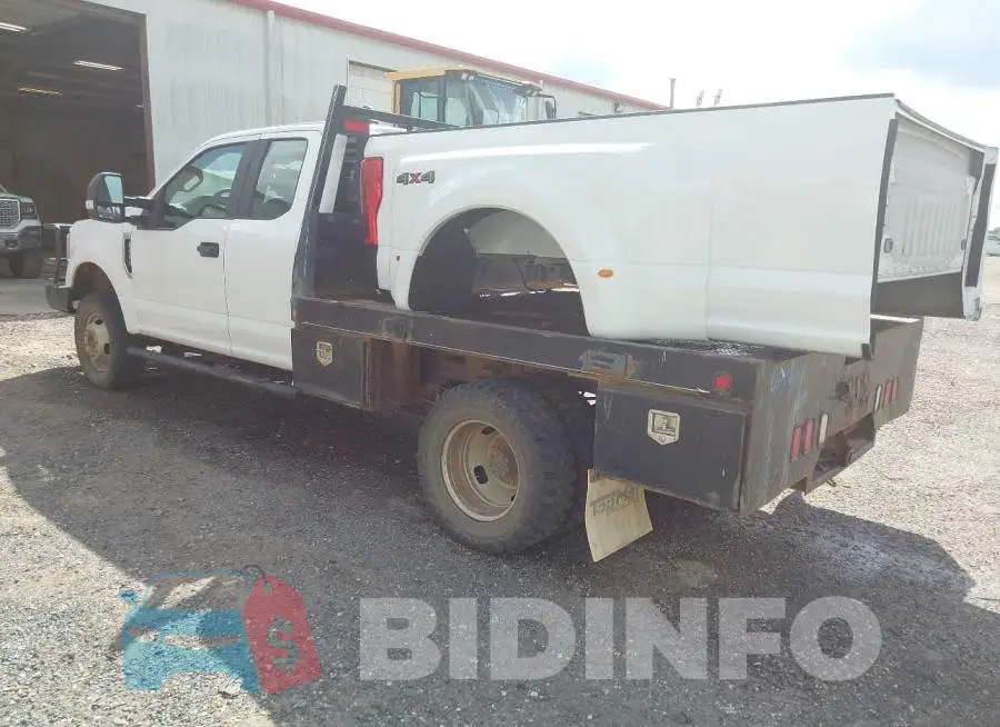1FT8X3D64JEC84140 Photo# 3