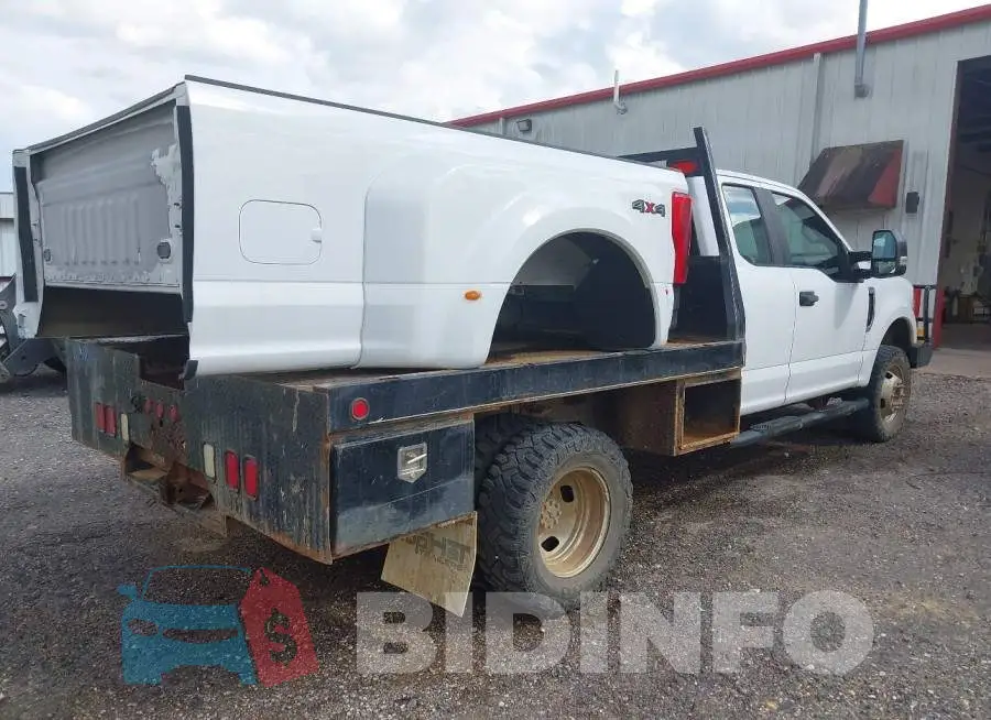 1FT8X3D64JEC84140 Photo# 4