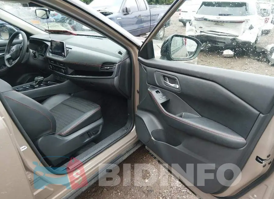 5N1BT3BB8SC832389 Photo# 5