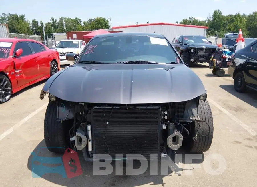 2C3CDXBG5KH725729 Photo# 13