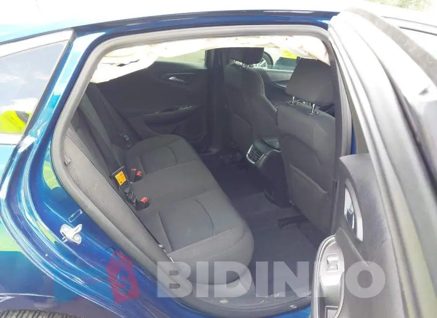 1G1ZD5ST3KF120948 Photo# 8