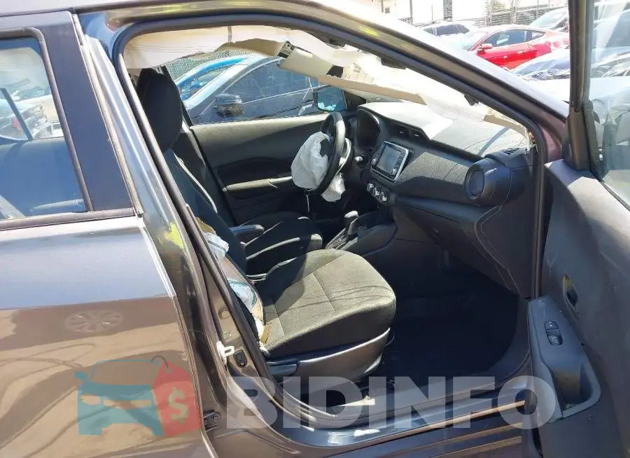 3N1CP5BV2SL495924 Photo# 5