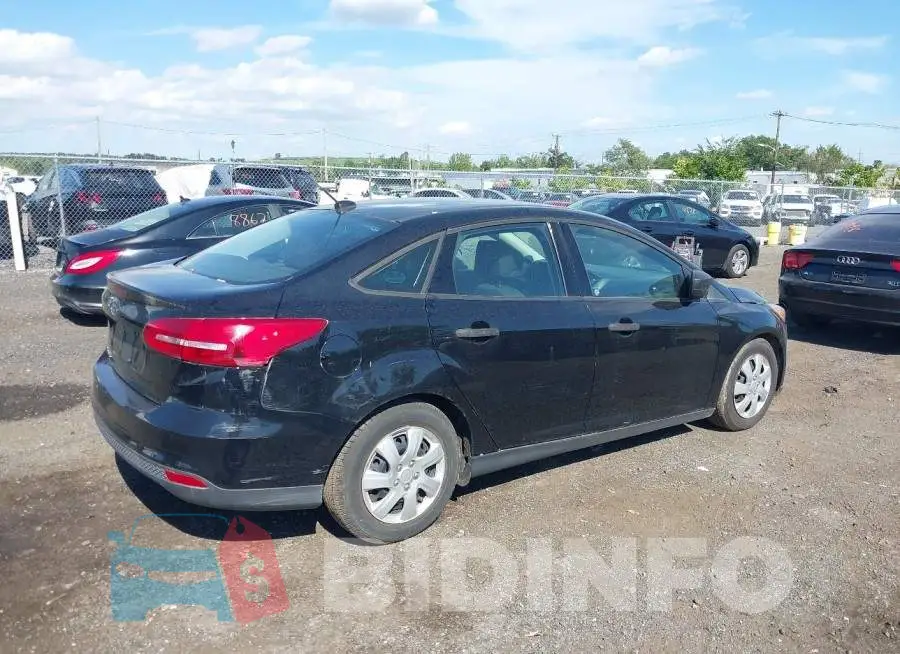1FADP3E25GL240345 Photo# 6