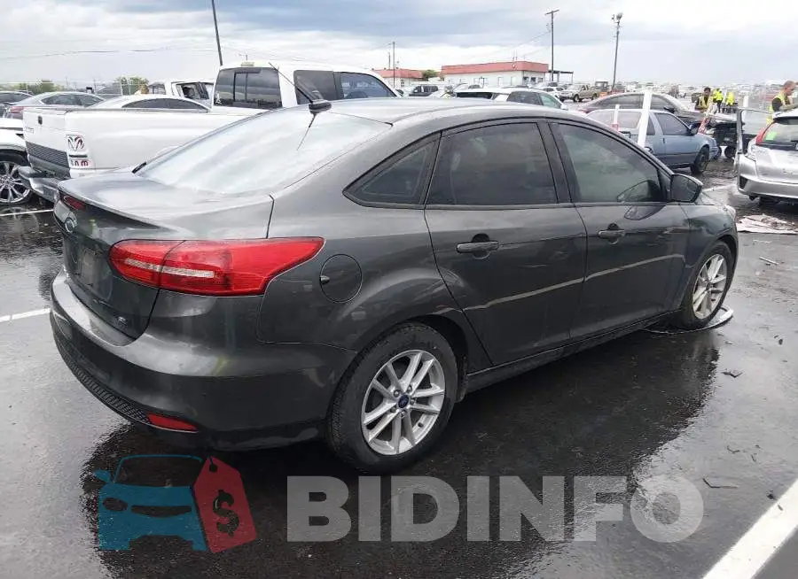 1FADP3F26JL308254 Photo# 4