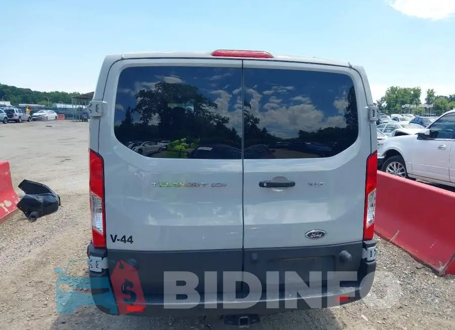 1FBAX2Y82PKB87766 Photo# 16