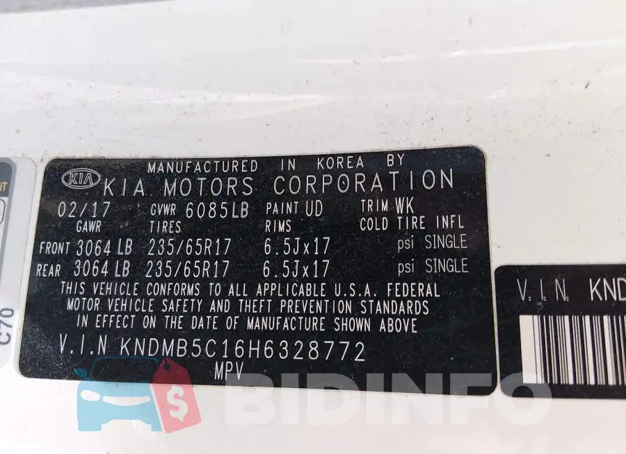 KNDMB5C16H6328772 Photo# 9