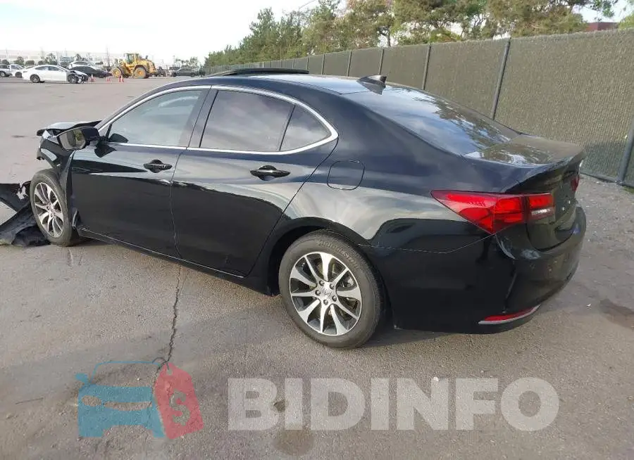 19UUB1F38GA005682 Photo# 3