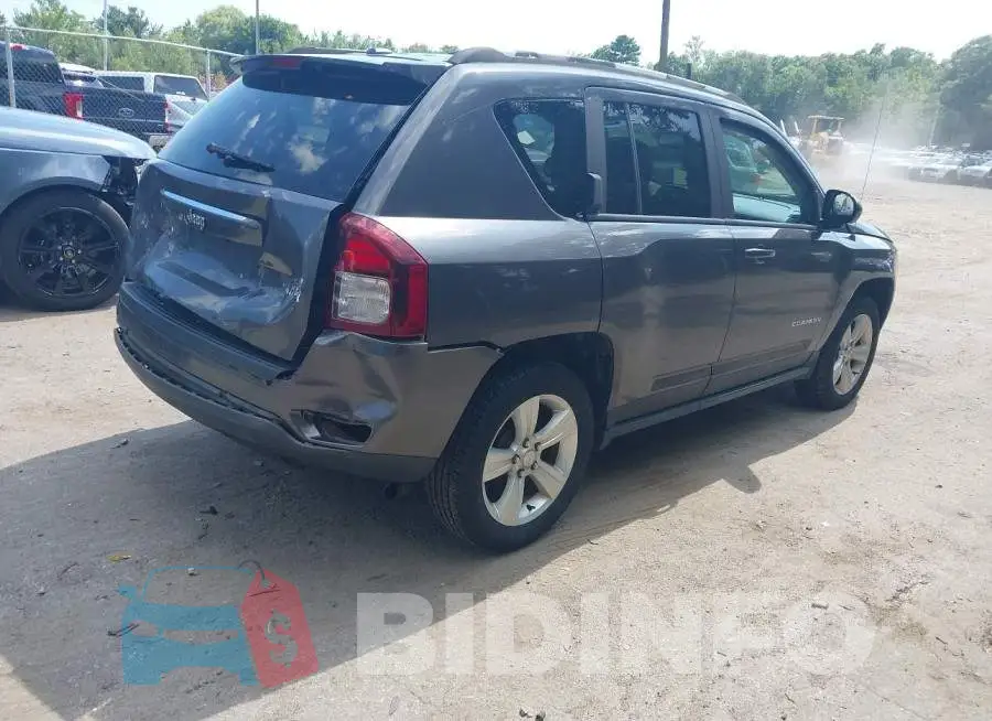 1C4NJCBA2GD553598 Photo# 4