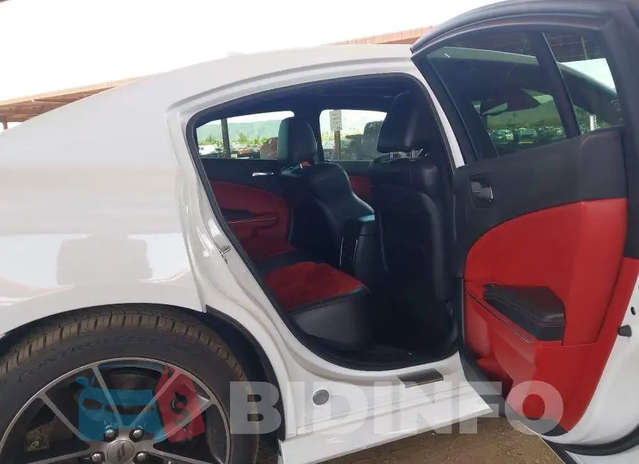 2C3CDXGJ5JH225640 Photo# 8