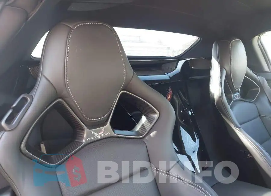 1G1YU3D62G5600788 Photo# 8