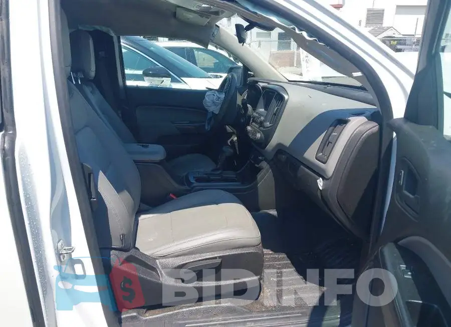 1GCHTBE38G1291747 Photo# 5