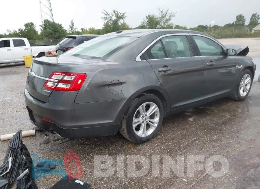 1FAHP2D80JG103394 Photo# 4
