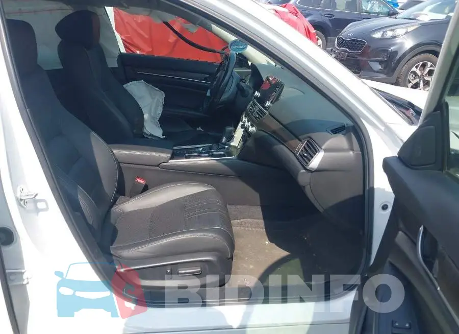 1HGCV1F55MA117825 Photo# 5