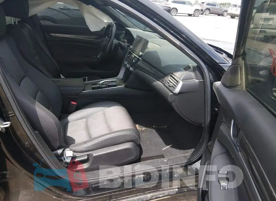 1HGCV2F37MA001191 Photo# 5