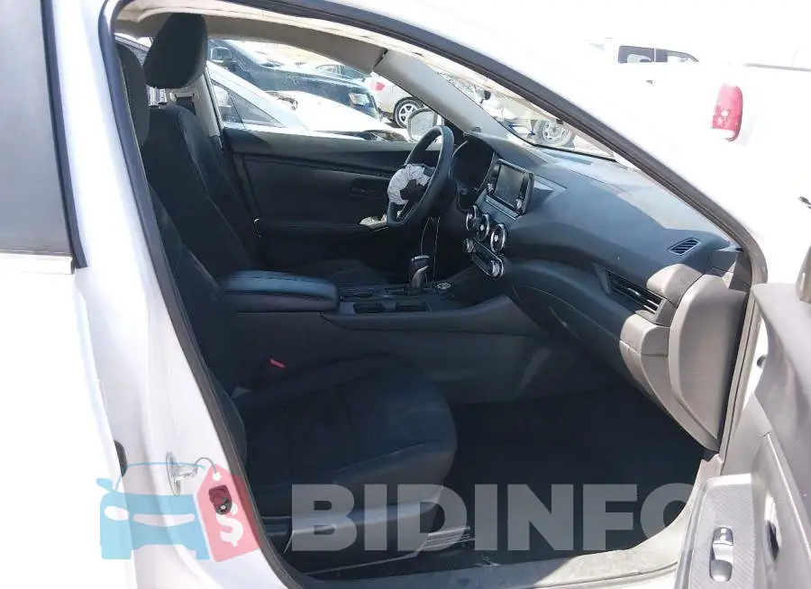 3N1AB8BV7RY244921 Photo# 5