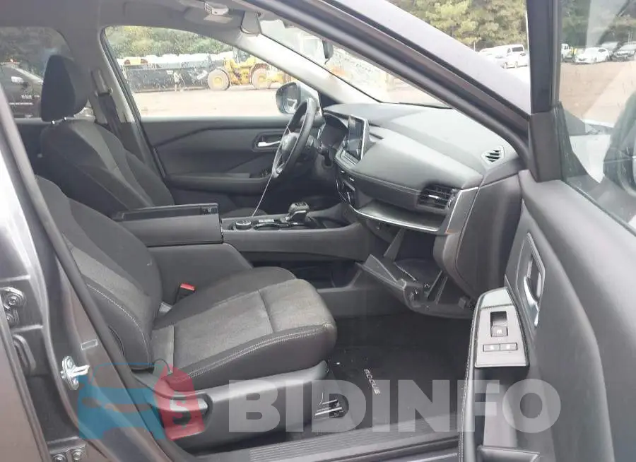 5N1BT3BB7SC808813 Photo# 5