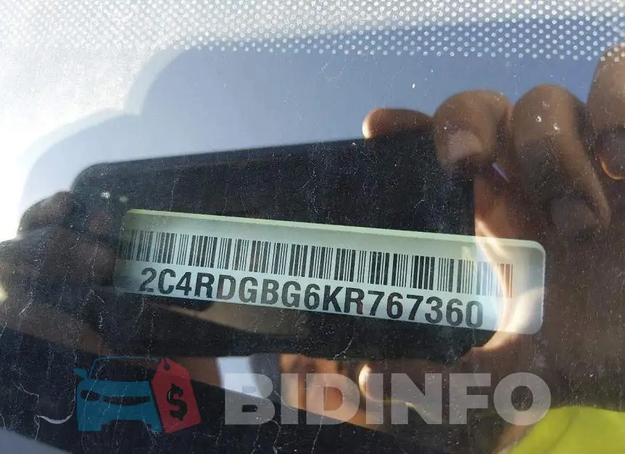 2C4RDGBG6KR767360 Photo# 9